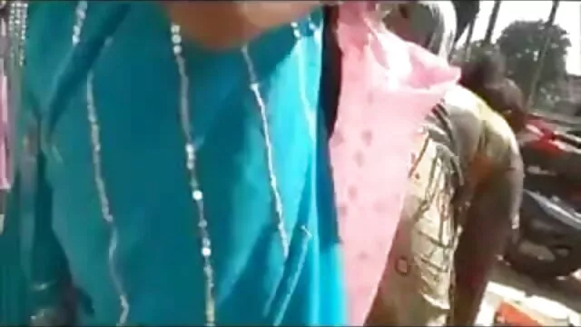 सुनहरे अंग्रेजी सेक्सी एचडी मूवी बालों वाली जंगली जाने में इस नंगा नाच