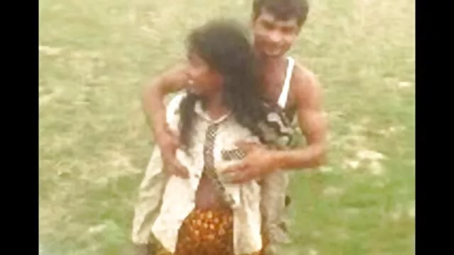 मरीना एक गर्म देता है सनी लियोन की सेक्सी मूवी फुल एचडी वीडियो