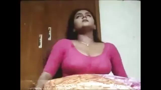 धारा निकलना उत्सव सेक्सी एचडी वीडियो मूवी हिंदी 4