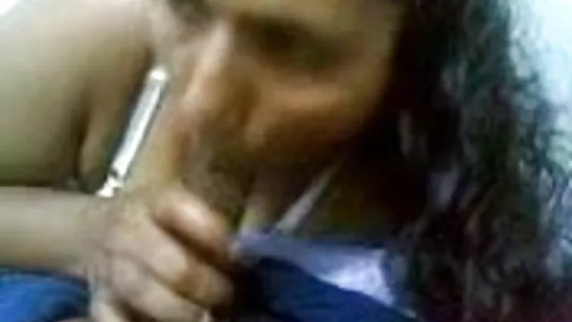 प्रेमिका कामिला एक सेक्सी ब्लू मूवी एचडी अच्छा मुर्गा की सवारी प्यार करता है