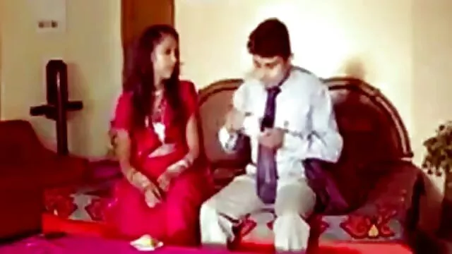जापानी पत्नी बीएफ सेक्सी मूवी एचडी में विकृत और परिपक्व है