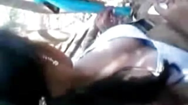 गोल-मटोल लड़की के अंग्रेजी सेक्सी मूवी एचडी साथ सेक्सी बाल कटवाने