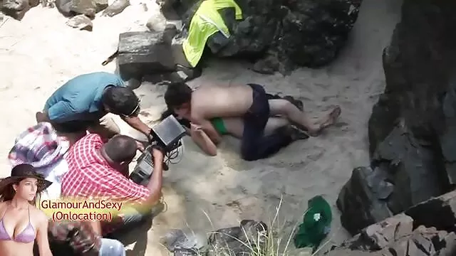 सेक्सी बालों वाली धूल उँगलियों देसी सेक्सी मूवी एचडी और चाट लिया