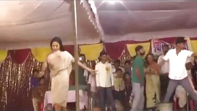 माँ छोटे स्तन हंगेरी सौंदर्य एक्स एक्स एक्स मूवी एचडी मैला मुख-मैथुन और चूत में वीर्य