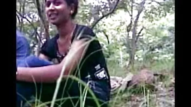 अंग्रेजी, सेक्सी फुल एचडी मूवी एलेक्सा का ख्याल रखता है उसे महिला बिट्स