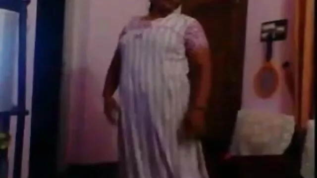 Maledom restrains देसी सेक्सी मूवी एचडी अपने उप और उसके तंग गधे अभ्यास