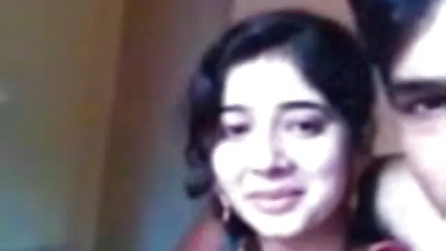 सेक्सी सुनहरे बालों वाली बेकार है उसकी प्रेमिका की बिल्ली साफ है, जबकि वह गड़बड़ हो जाता है हॉलीवुड सेक्सी मूवी एचडी