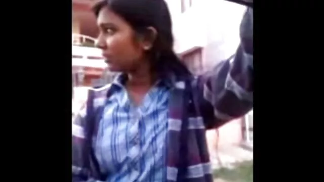 गर्म सेक्सी मूवी फुल एचडी सेक्सी मूवी लालच और आउटडोर