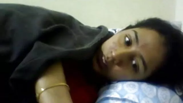 विशाल चेहरे के सेक्सी मूवी एचडी एक्स एक्स एक्स साथ घर का बना गुदा -