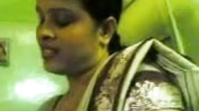 फैलता है और उसे का उपयोग करता है सेक्सी मूवी एचडी सेक्सी