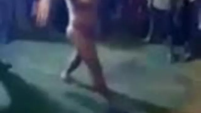 रेवेन गृहिणी जीवनानंद हॉलीवुड सेक्सी मूवी एचडी जंगली कमबख्त