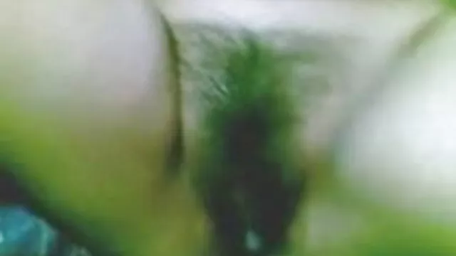 कियारा प्यार करने हिंदी एचडी मूवी सेक्सी के लिए उसे सफेद फीता जाँघिया दूर ले जाता है