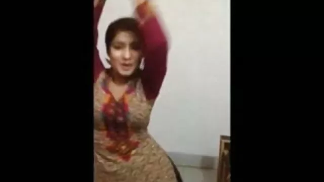 कठिन हिंदी सेक्सी मूवी फुल एचडी में दर्दनाक गधा कमबख्त