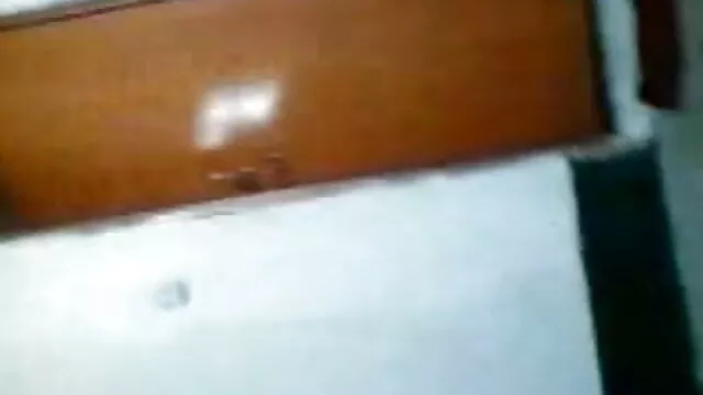 गर्म सुनहरे बालों वाली शौकिया प्रेमिका बेकार है और हिंदी एचडी मूवी सेक्सी